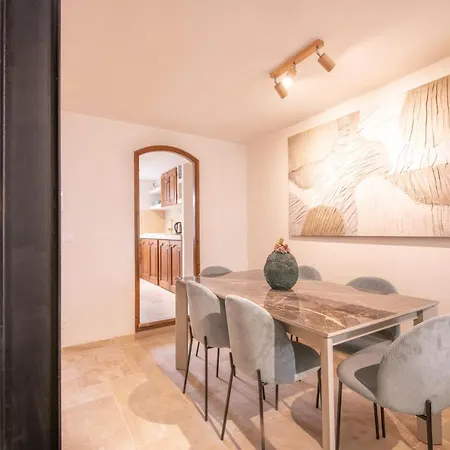 Pick A Flat's Townhouse In - Rue Sainte-barbe Villa Saint-Tropez